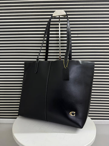 Coach North 32 Leather Tote Bag