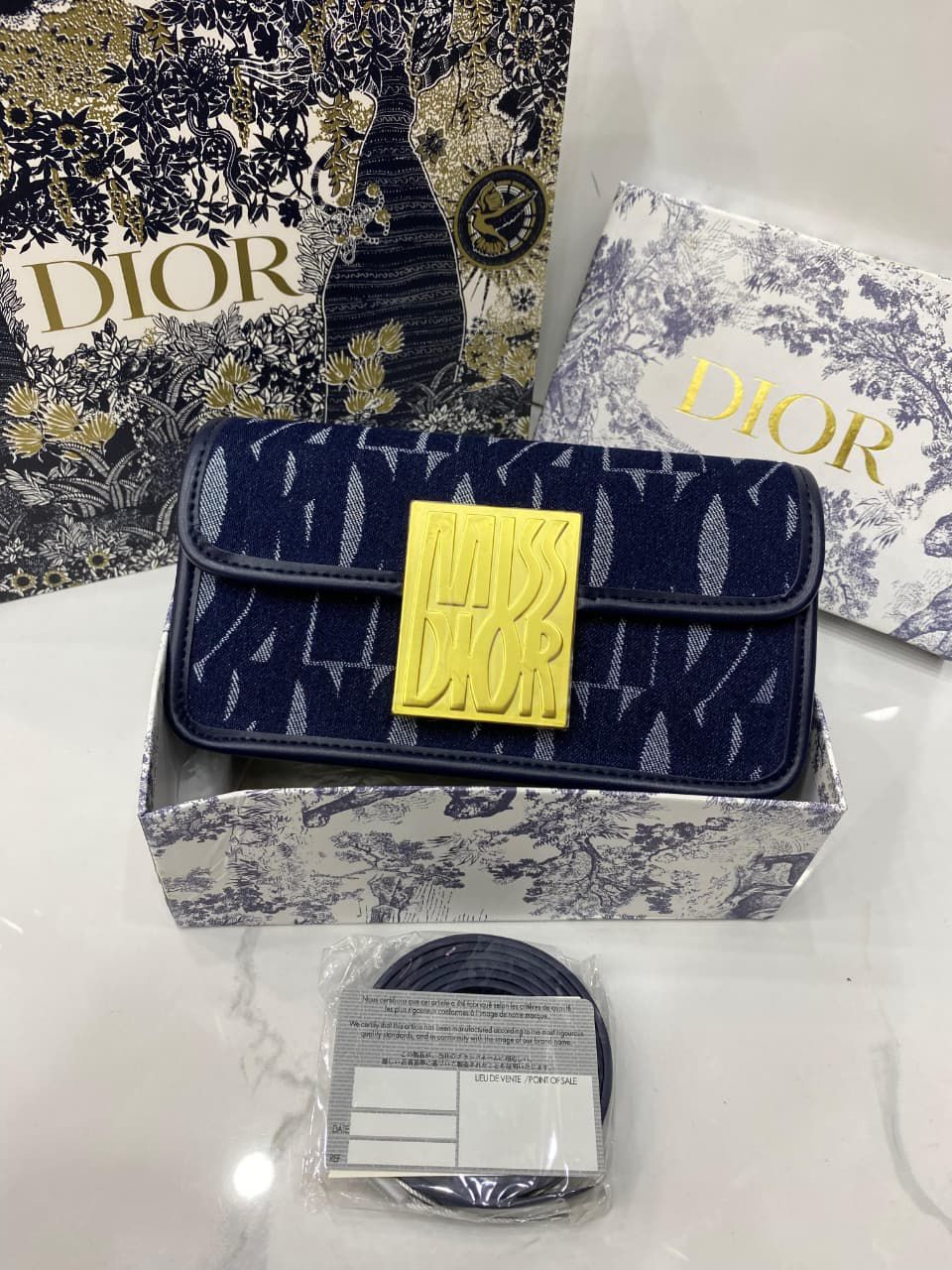 Miss Cd Crossbody