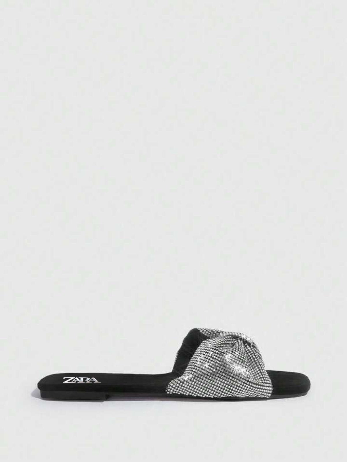 Zara Bow
