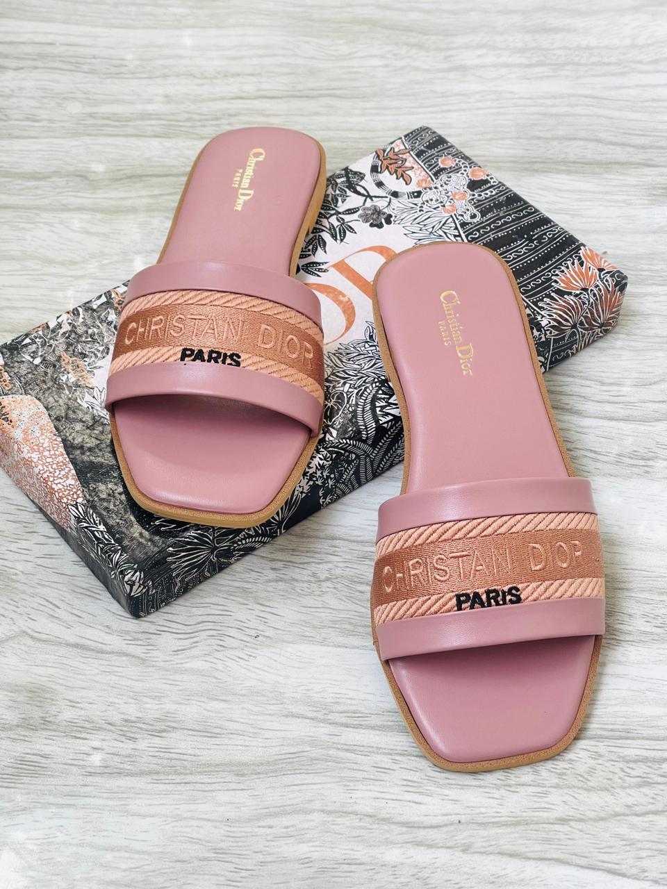 Cd Embroided Signature Flats