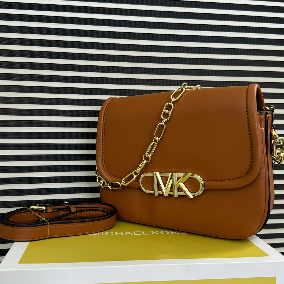 Michael Kors Parker Convertible Chain Shoulder Bag