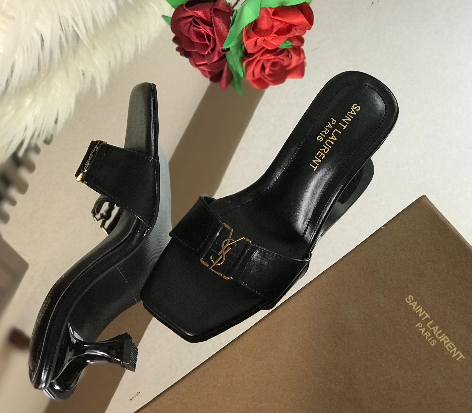 Saint Laurent Signature Kitten Heel