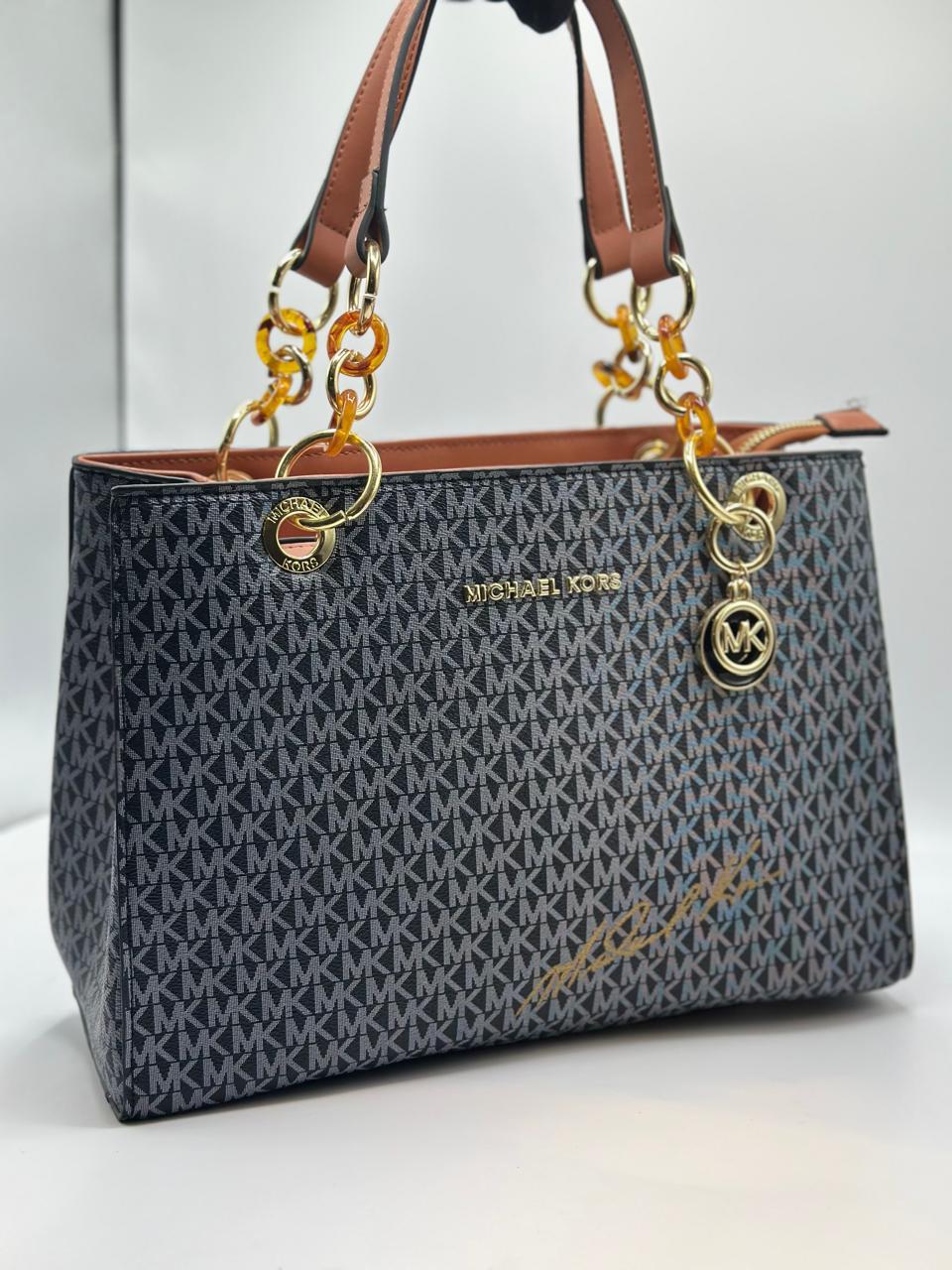 Michael Kors Jet Set Chain Handbag