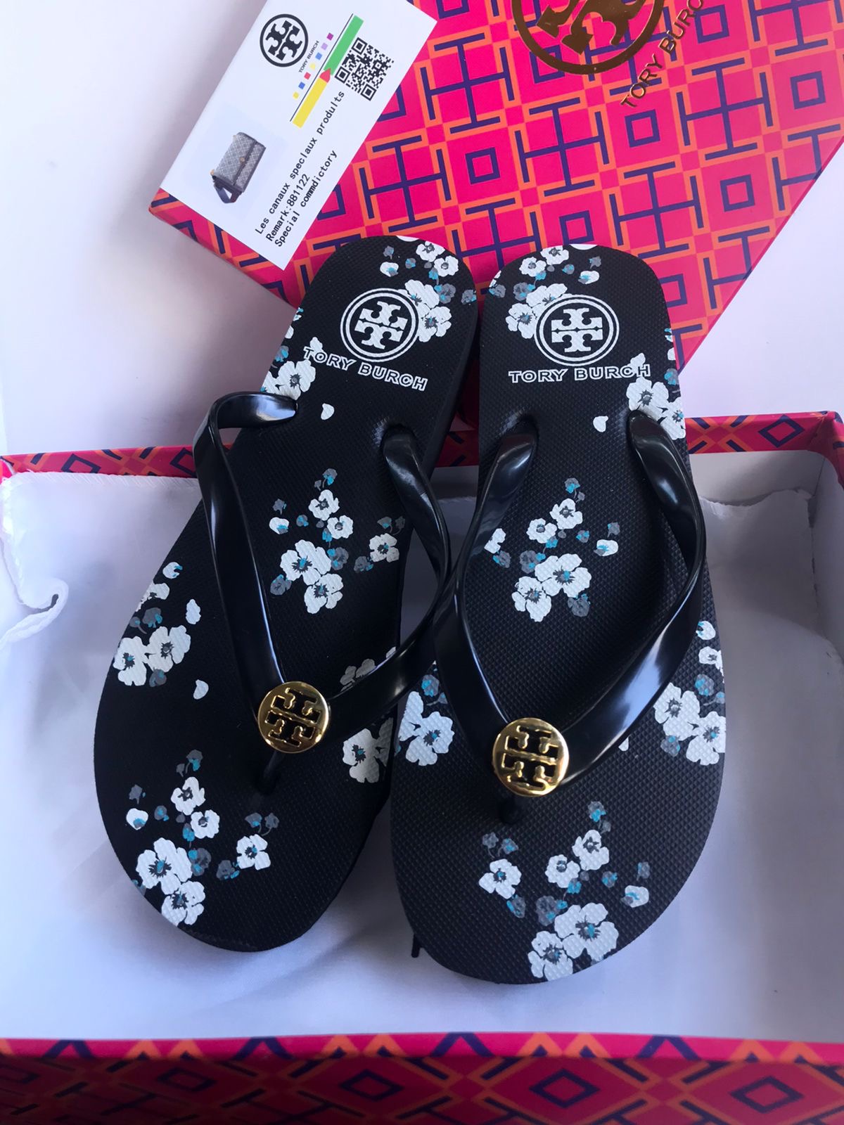 Tory Floral flip Flops