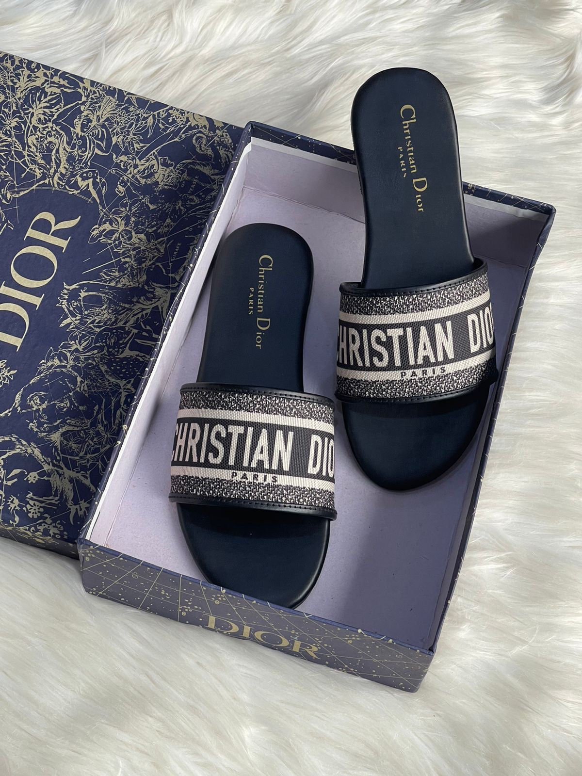 Dior Knitted