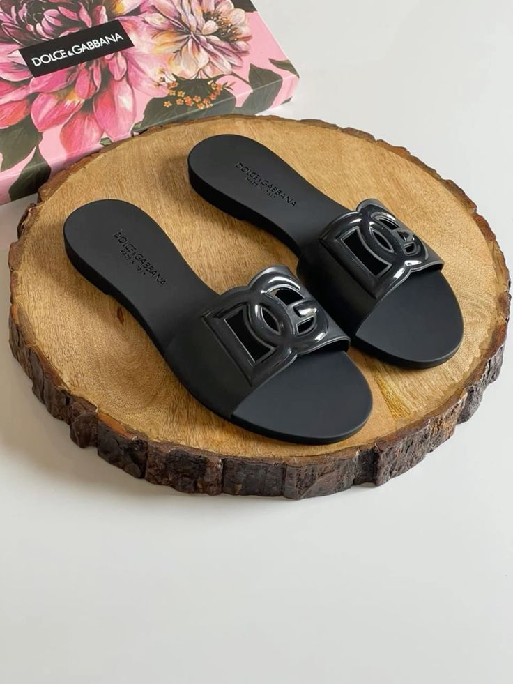 D&G Slippers
