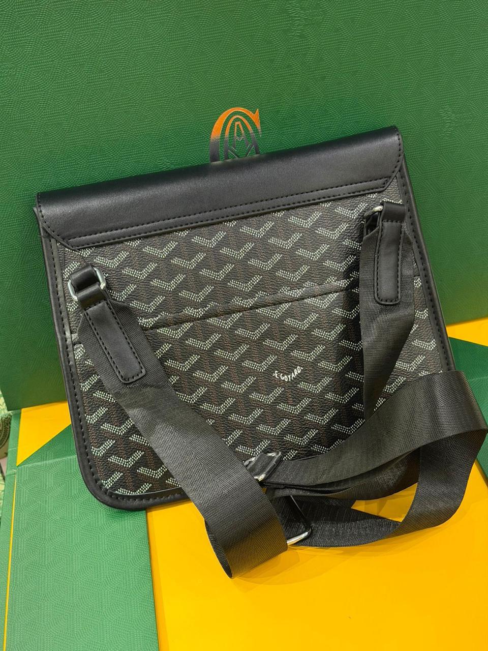 Go Yard Coursier Messenger Bag