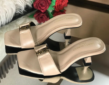 Saint Laurent Signature Kitten Heel
