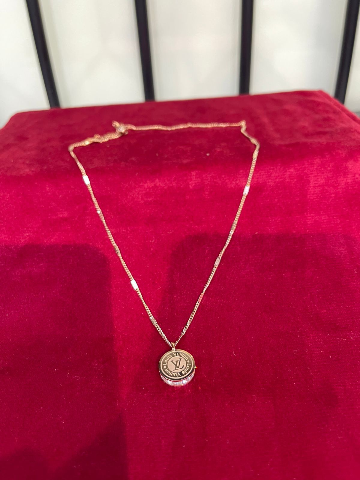 Necklace & Pendant
