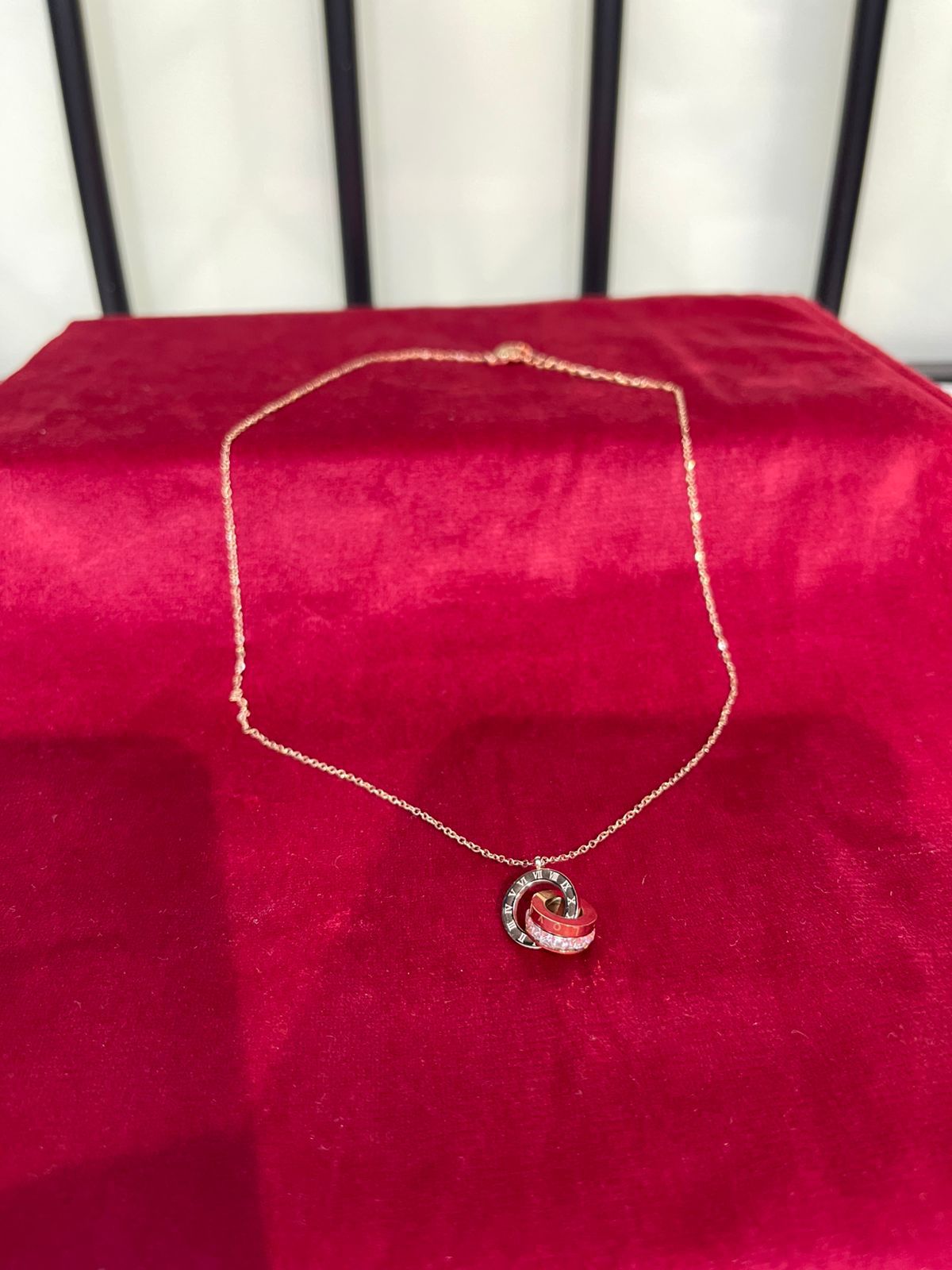 Necklace & Pendant