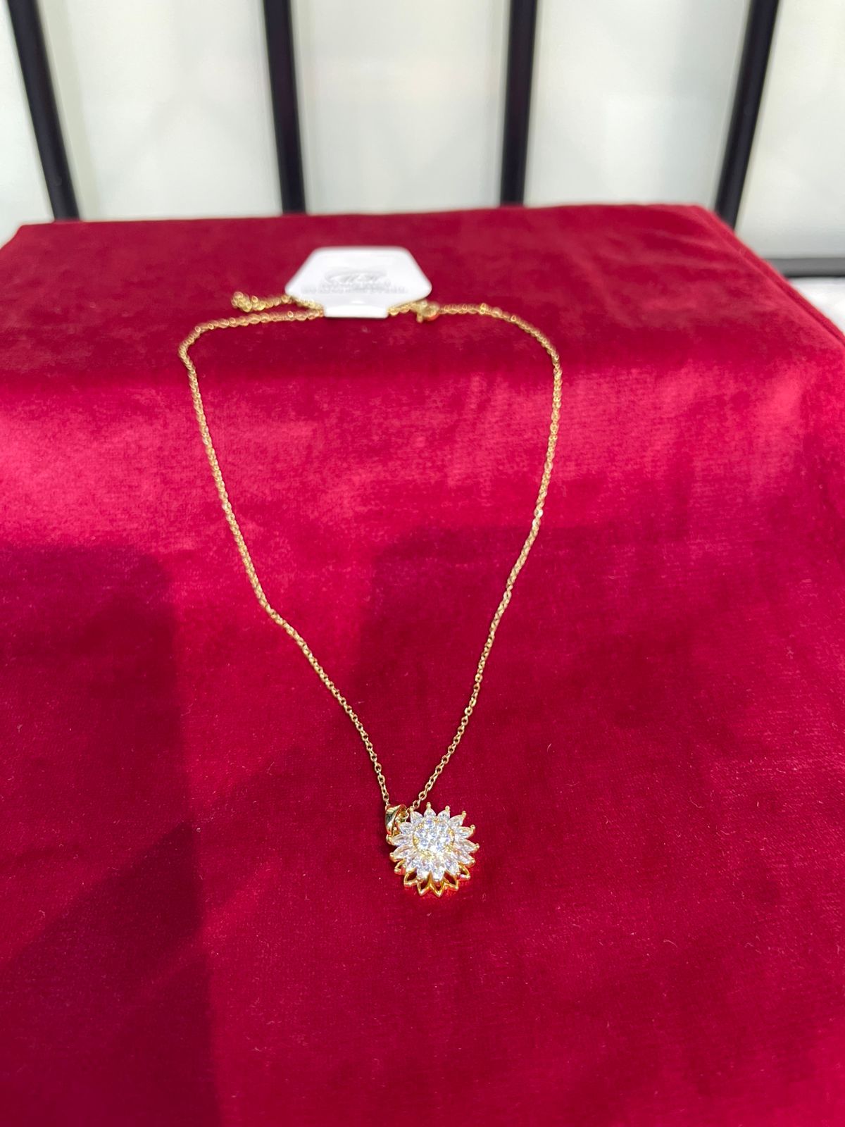 Necklace & Pendant