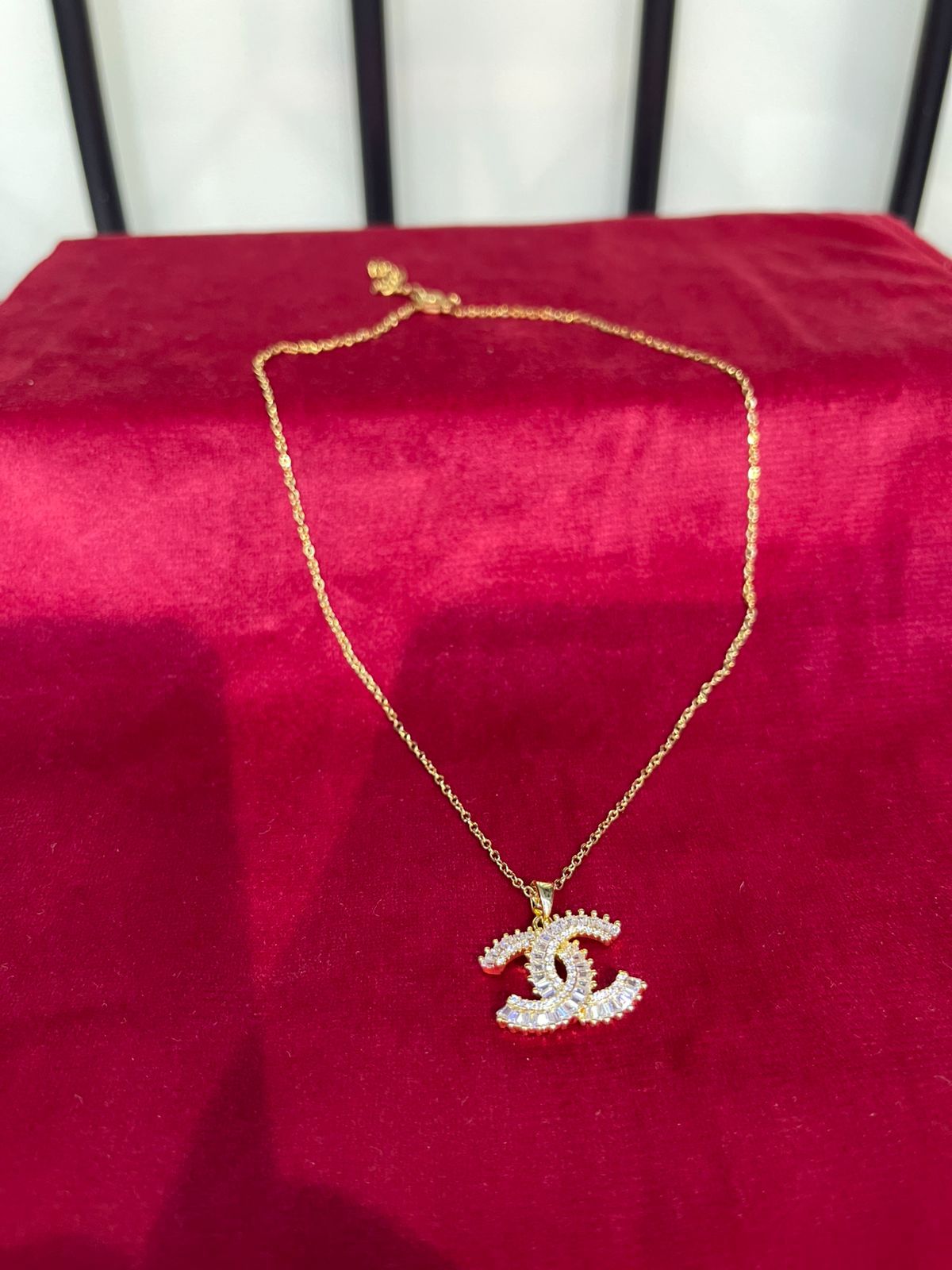 Necklace & Pendant