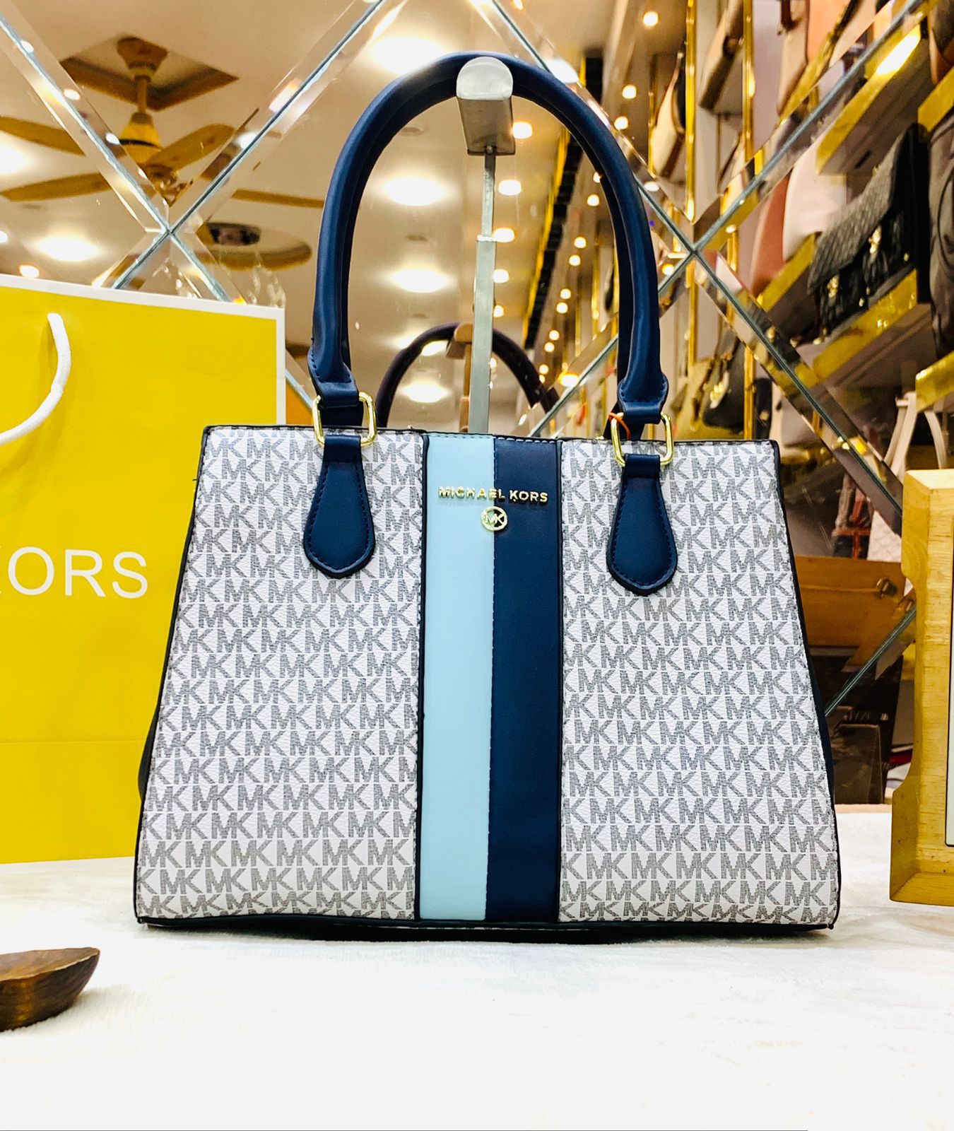 Exclusive Michael Kors Brand