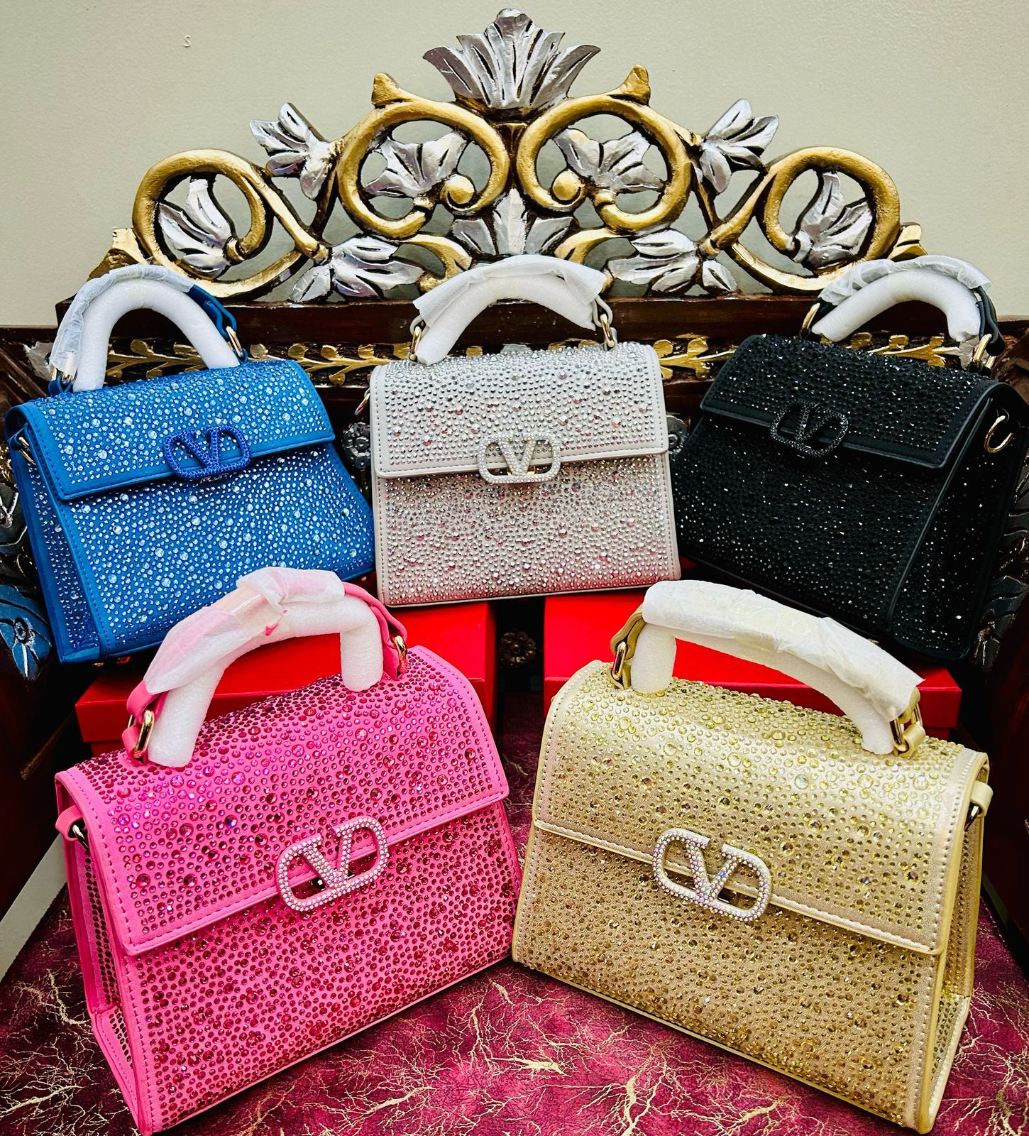 Valentino Voyage