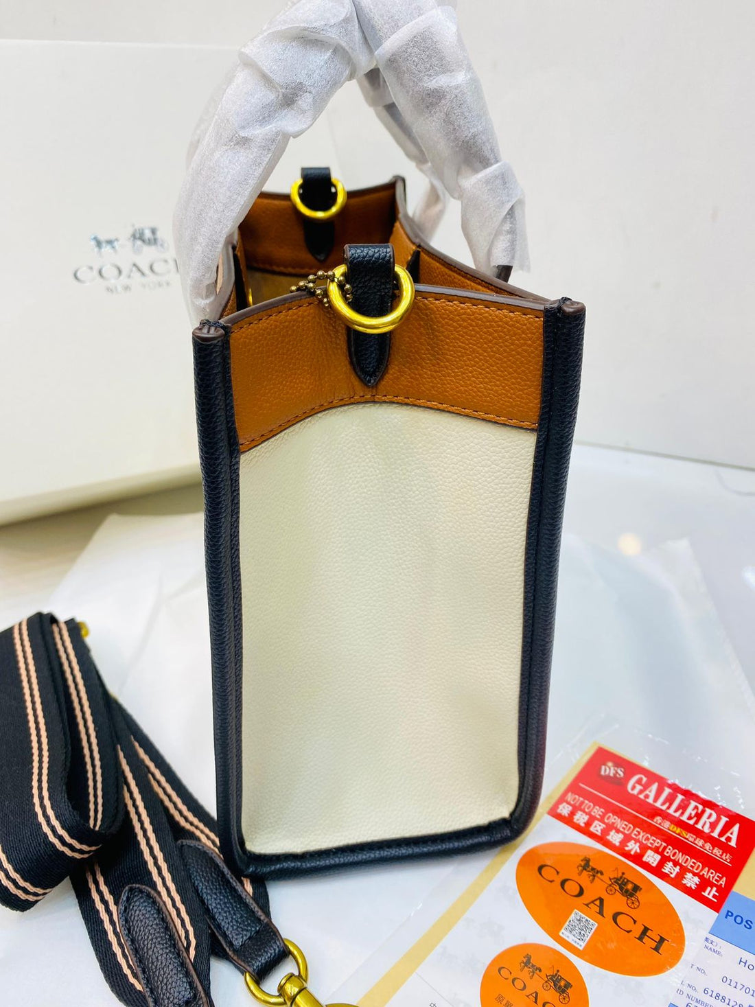 Coach Field Tote 30
