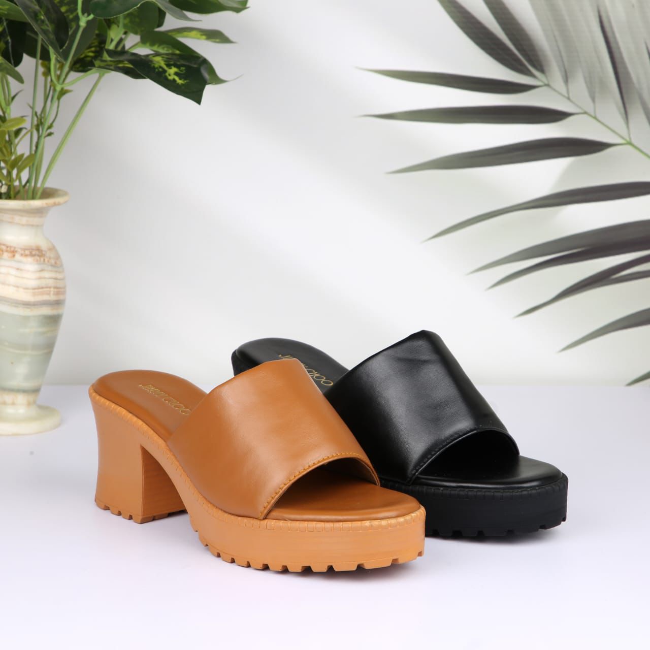 Gucci Elegant Wedges