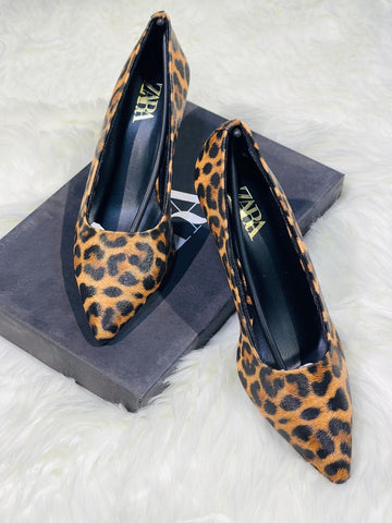 Zara Textured Pumps