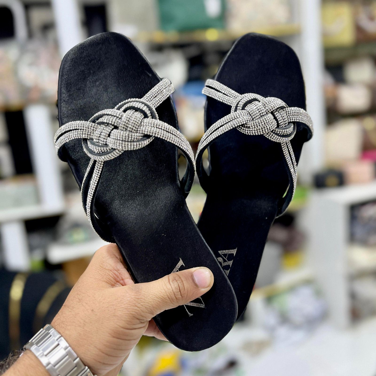 Zara Voyage Flat Slippers