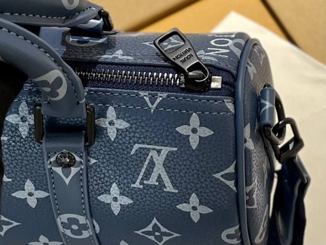 Lou Signature Duffle Bag