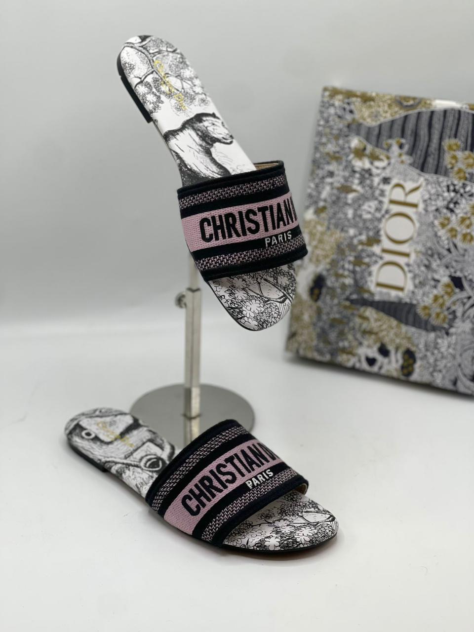 CD Embroided Flats