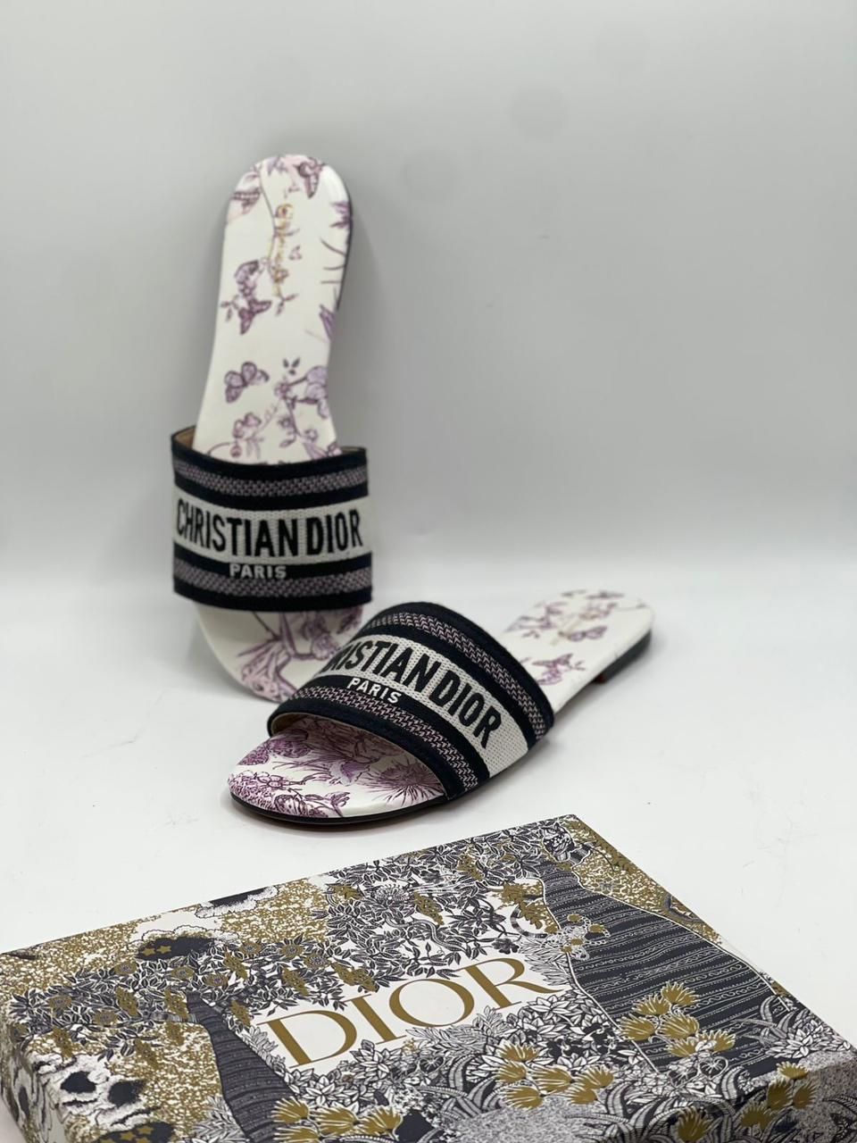 CD Embroided Flats