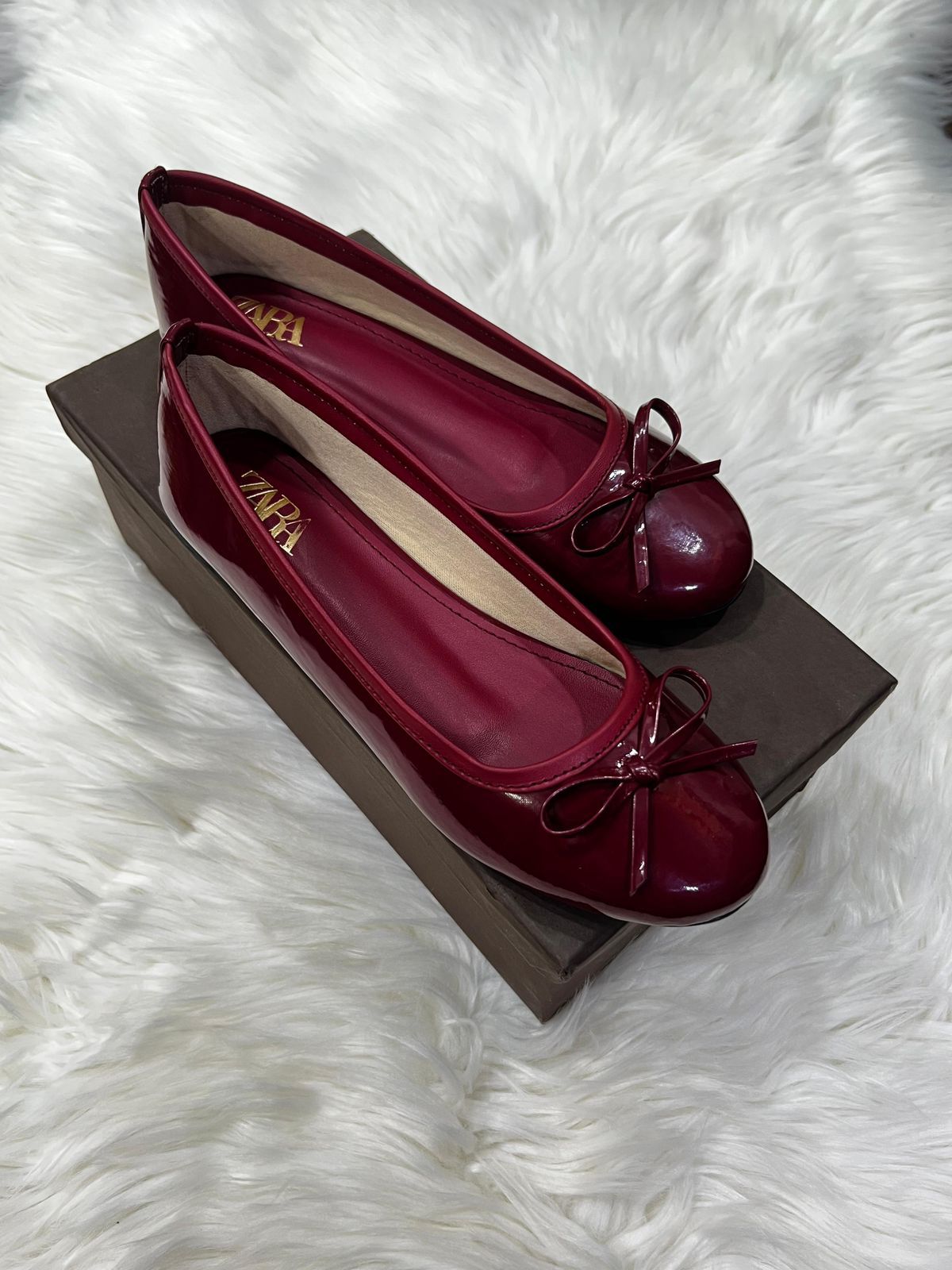 Zara Signature Bow Pumps