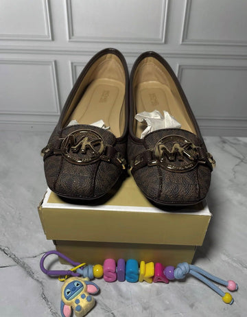 Mk fulton signature pumps