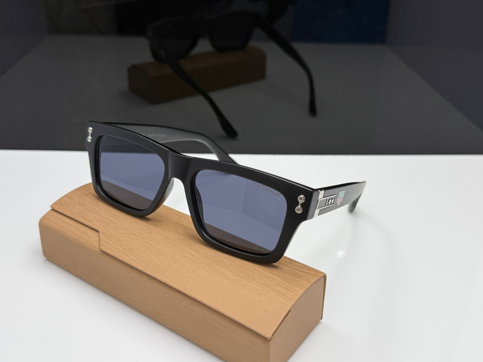 Tag Heuer Unisex Sunglasses