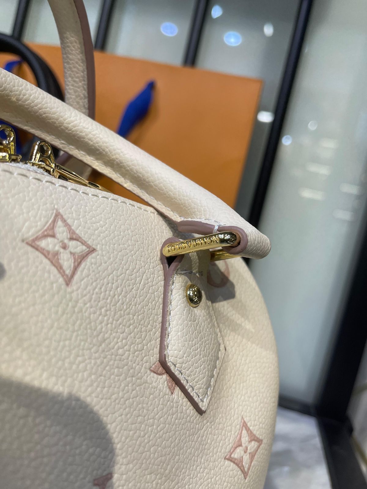 Lv Speedy Bandoulière 2 Bag