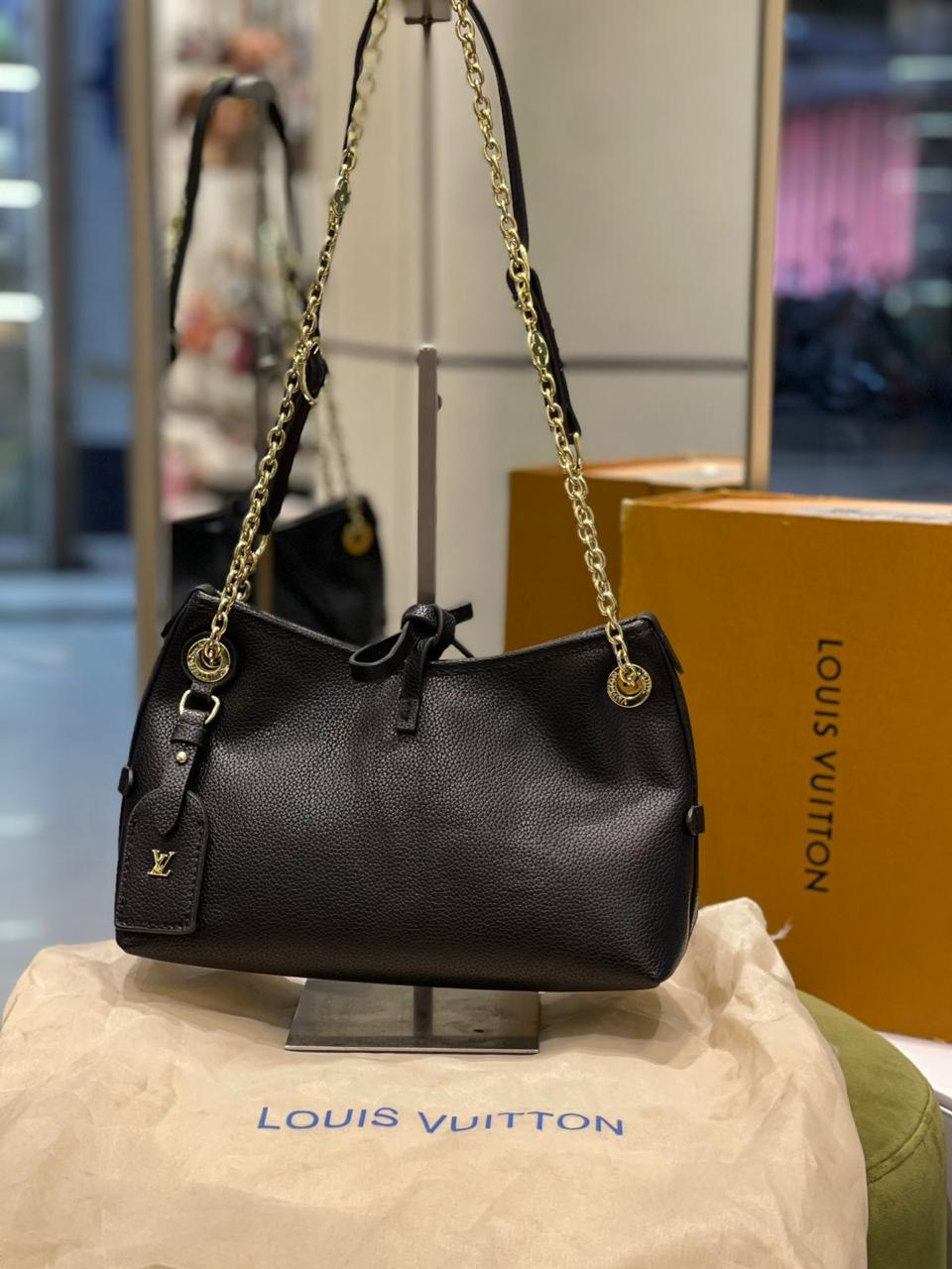 Lou Bow Chain Bag