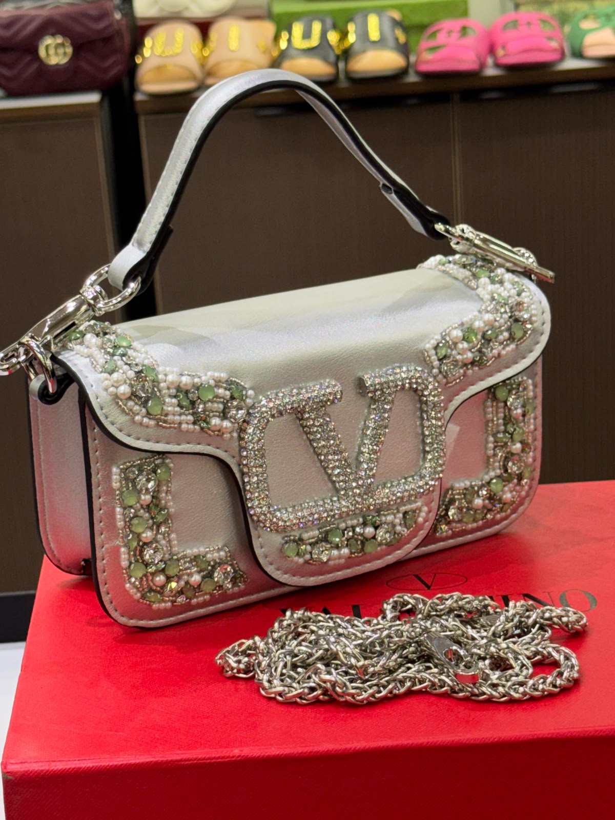 V Locò Small Shoulder Bag