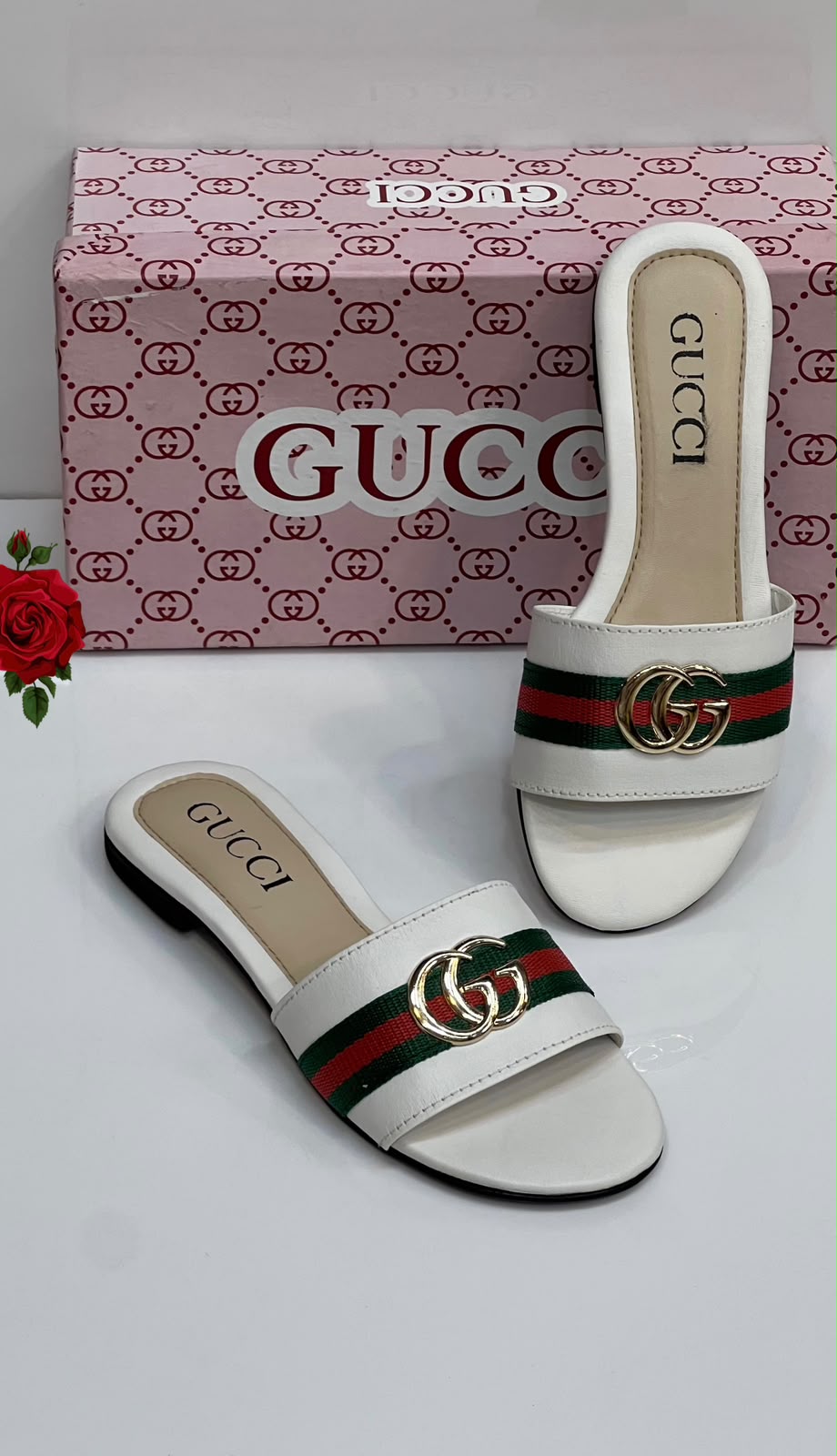 Gg Signature Sandals