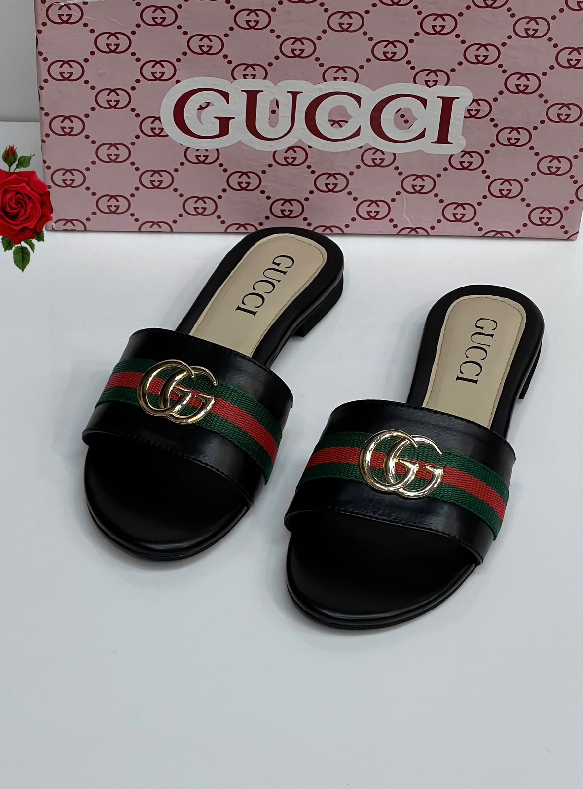 Gg Signature Sandals
