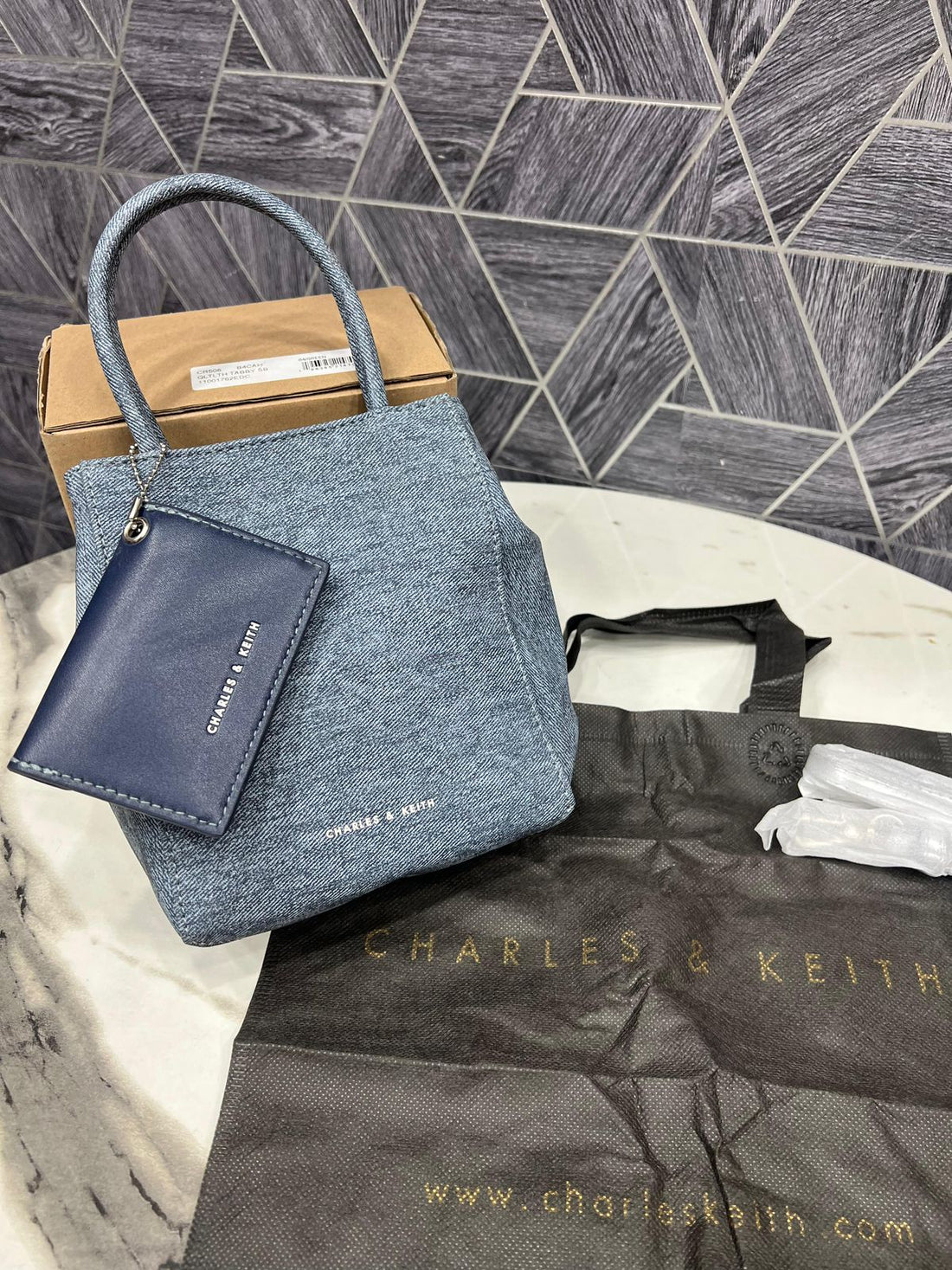 Charles And Keith Matina Crinkle