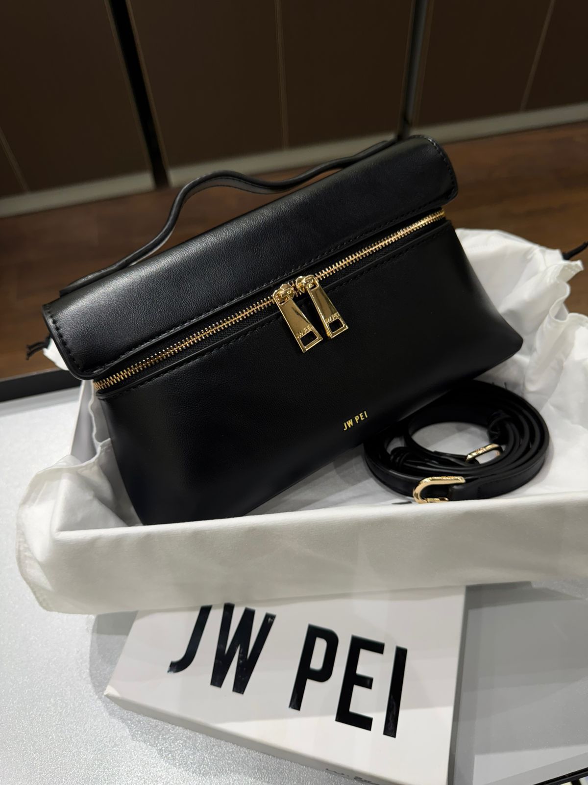 Jw Pei Thea