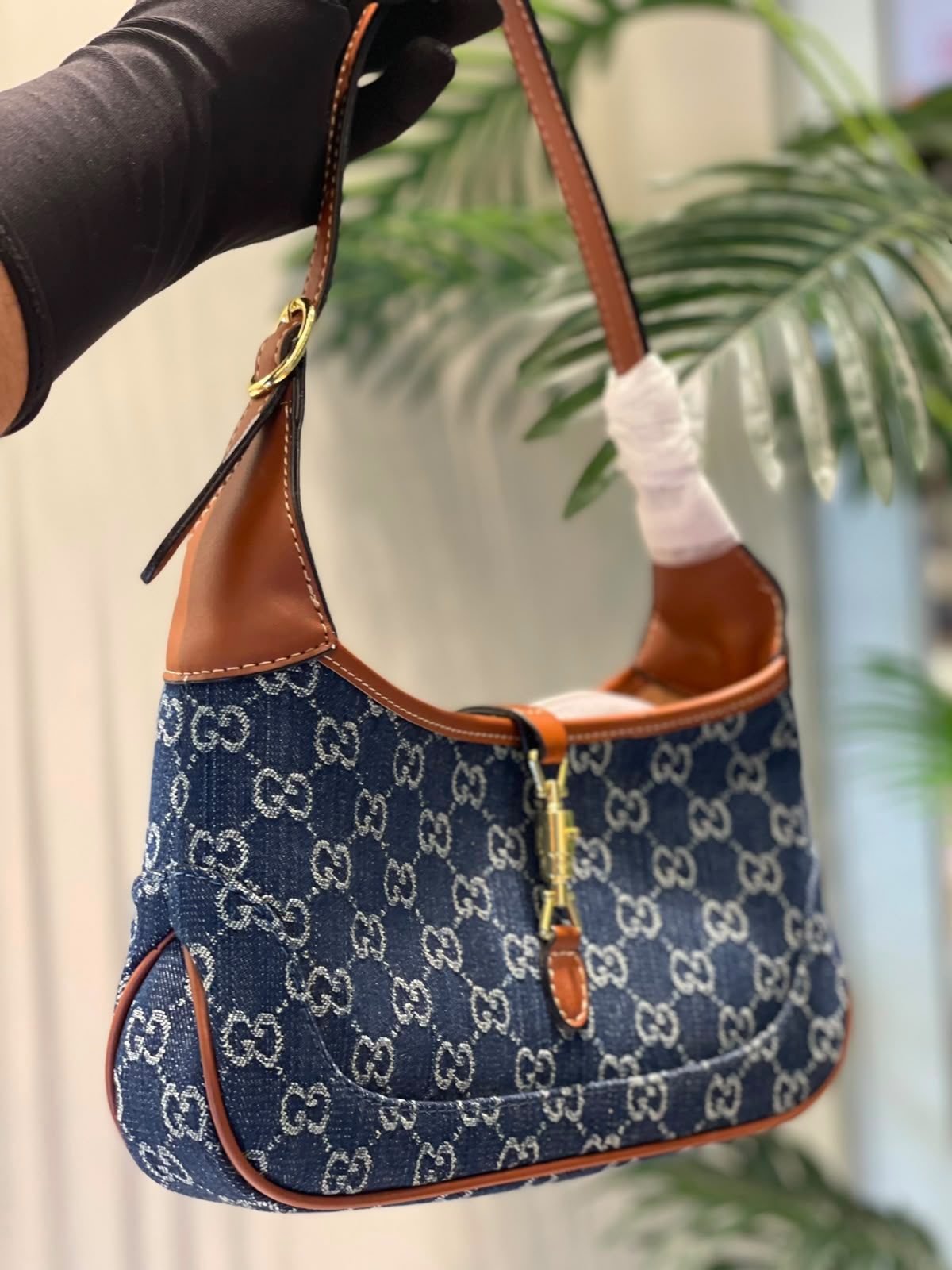 Gucci Jackie