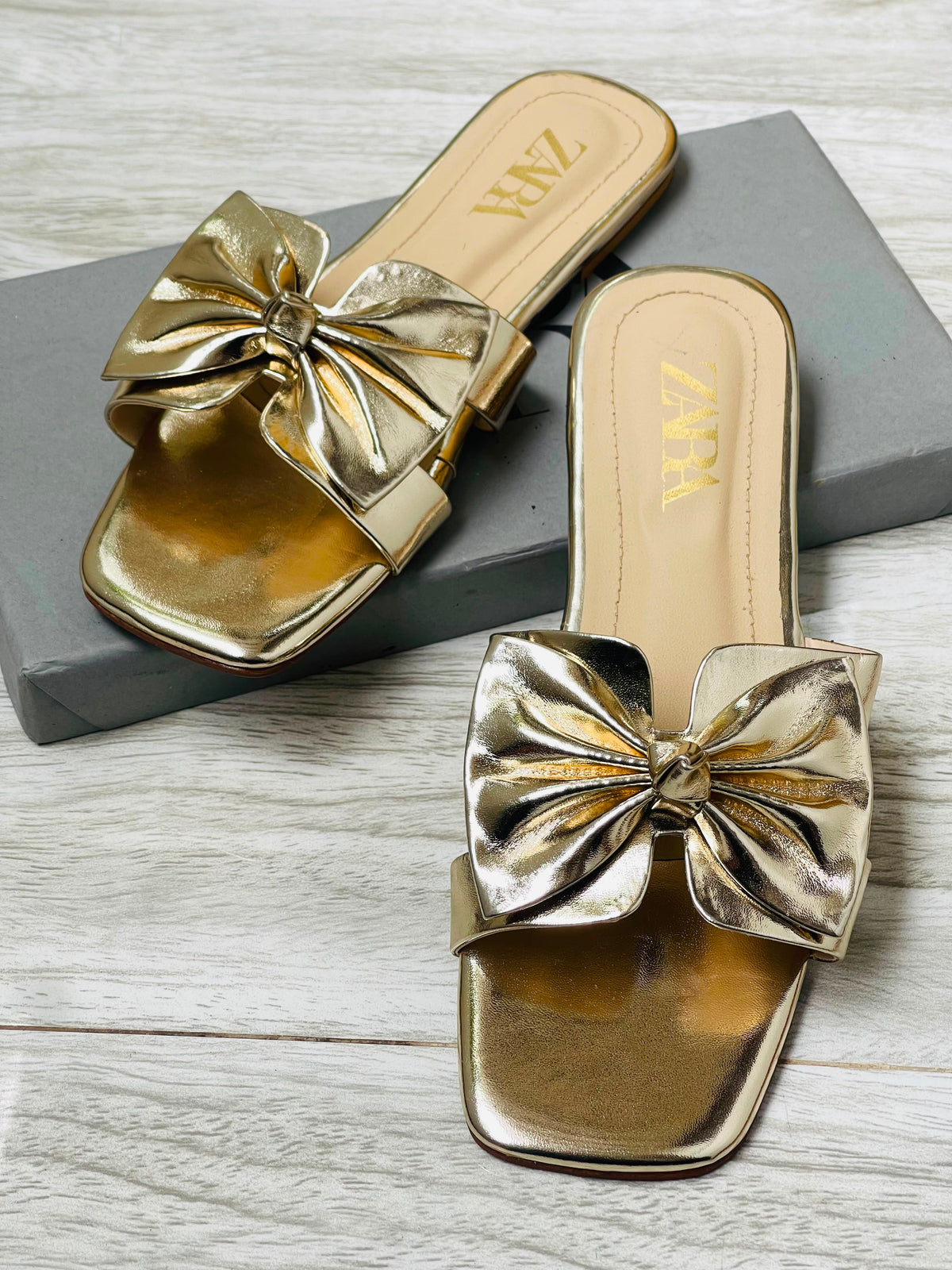Zara Classic Bow Sandals