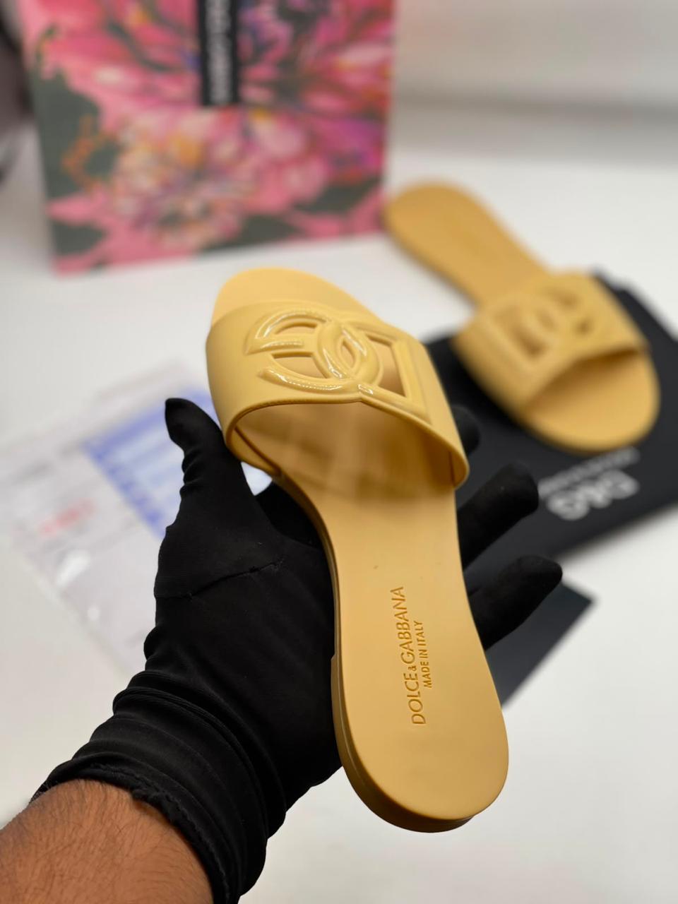 D and G Slides