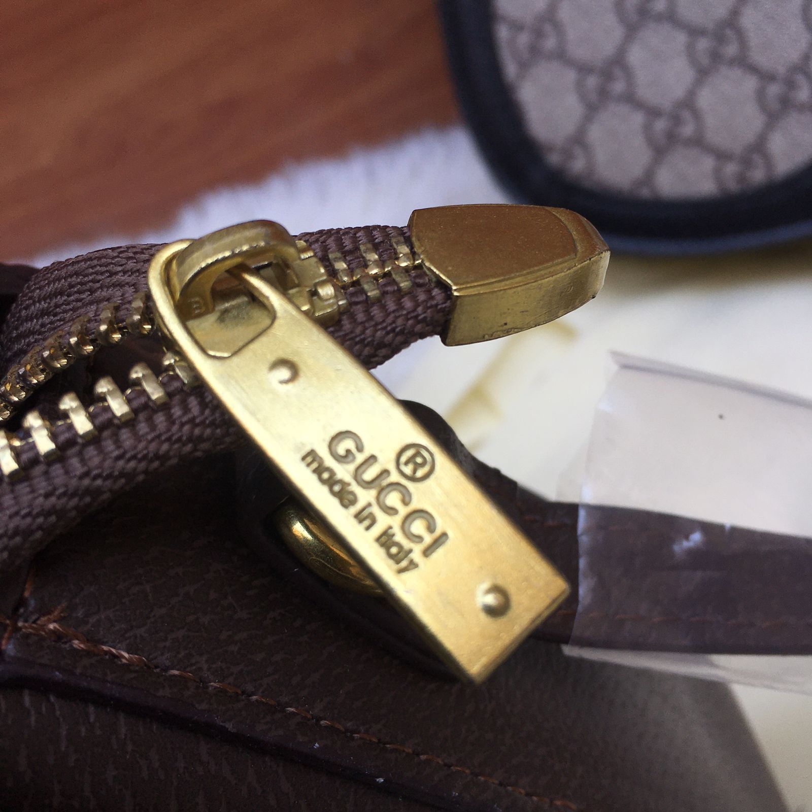 Gucci GG Supreme Shoulder Bag