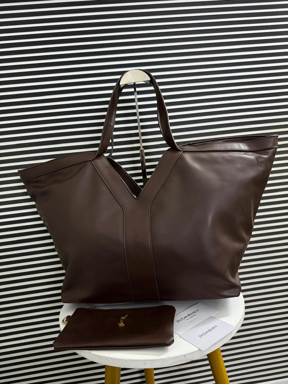 Saint Laurent Y Leather Tote Bag