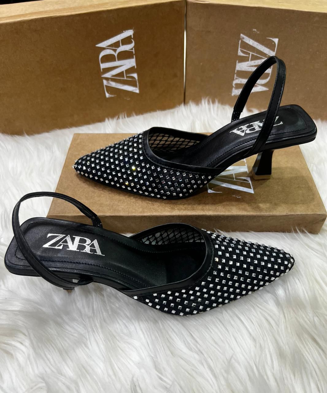 Zara Lobe Stone Heels
