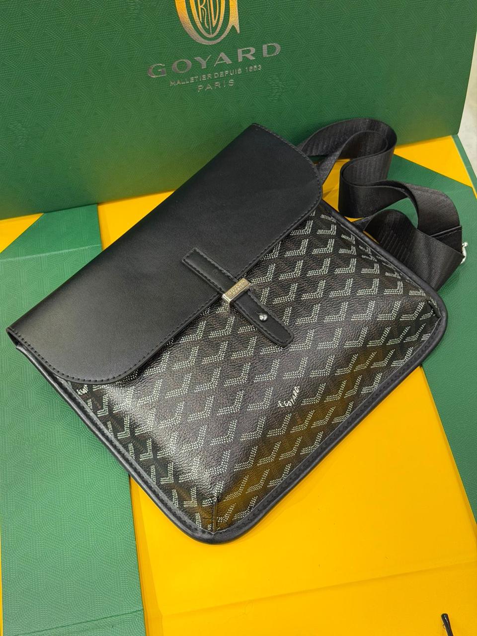 Go Yard Coursier Messenger Bag