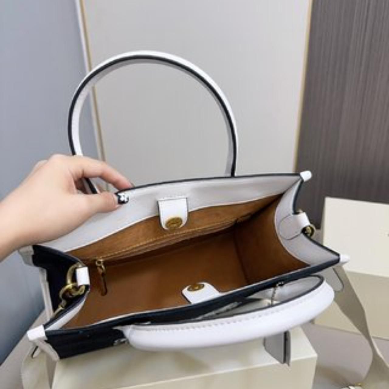 Canvas Coach Vike Cross Body Bags